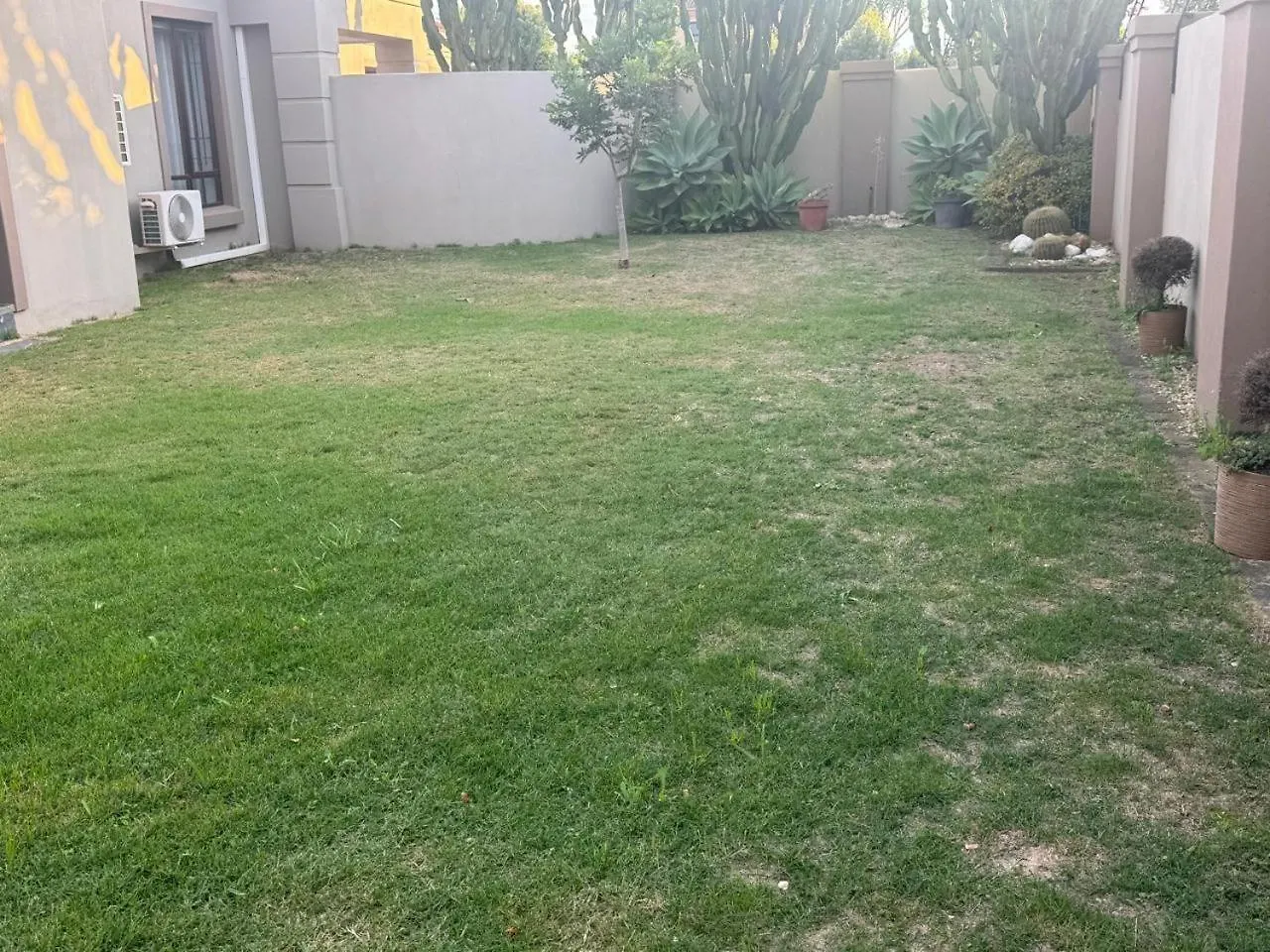 5 On Dana Villa Port Elizabeth