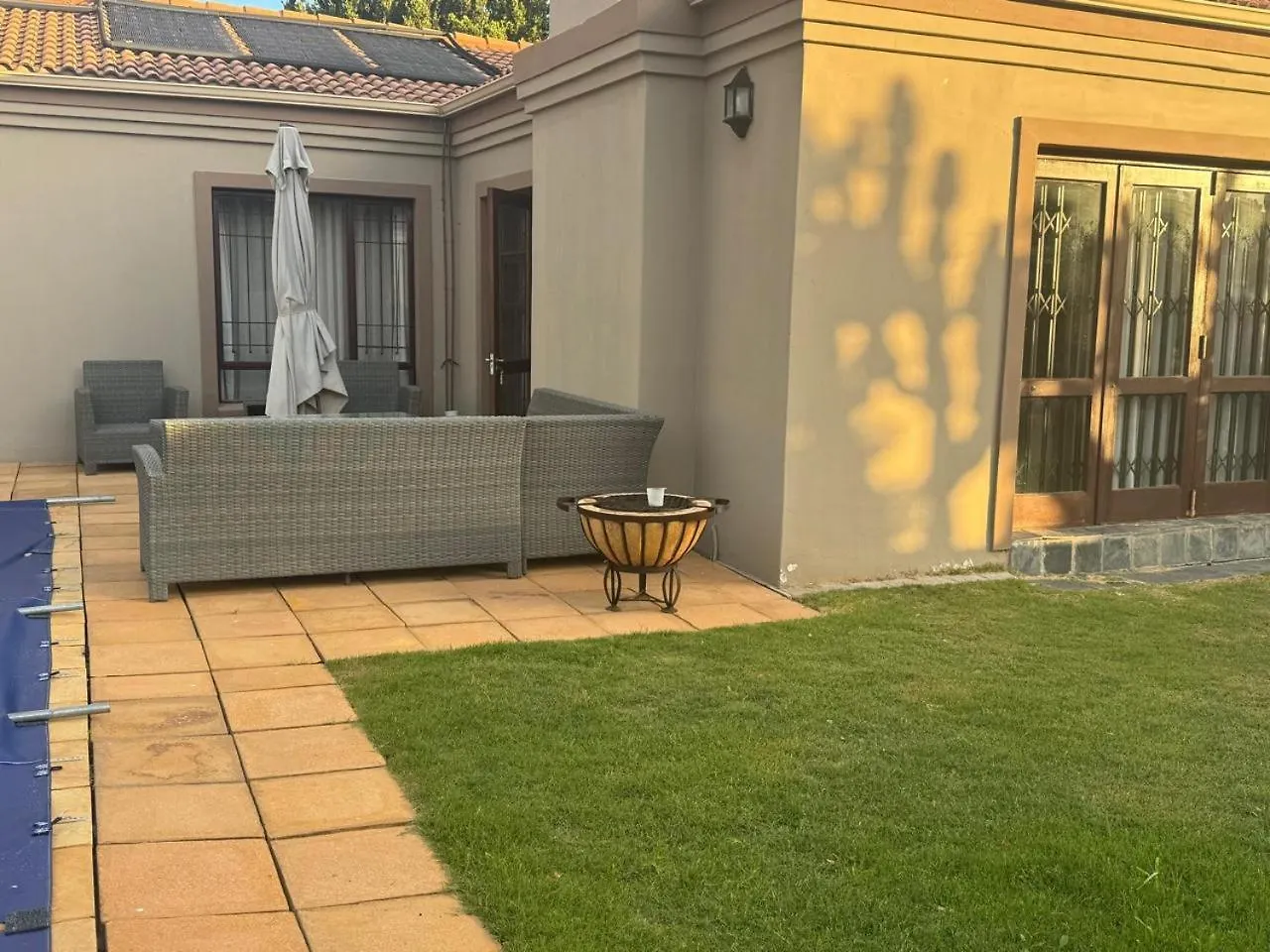 5 On Dana Villa Port Elizabeth 0*,  South Africa